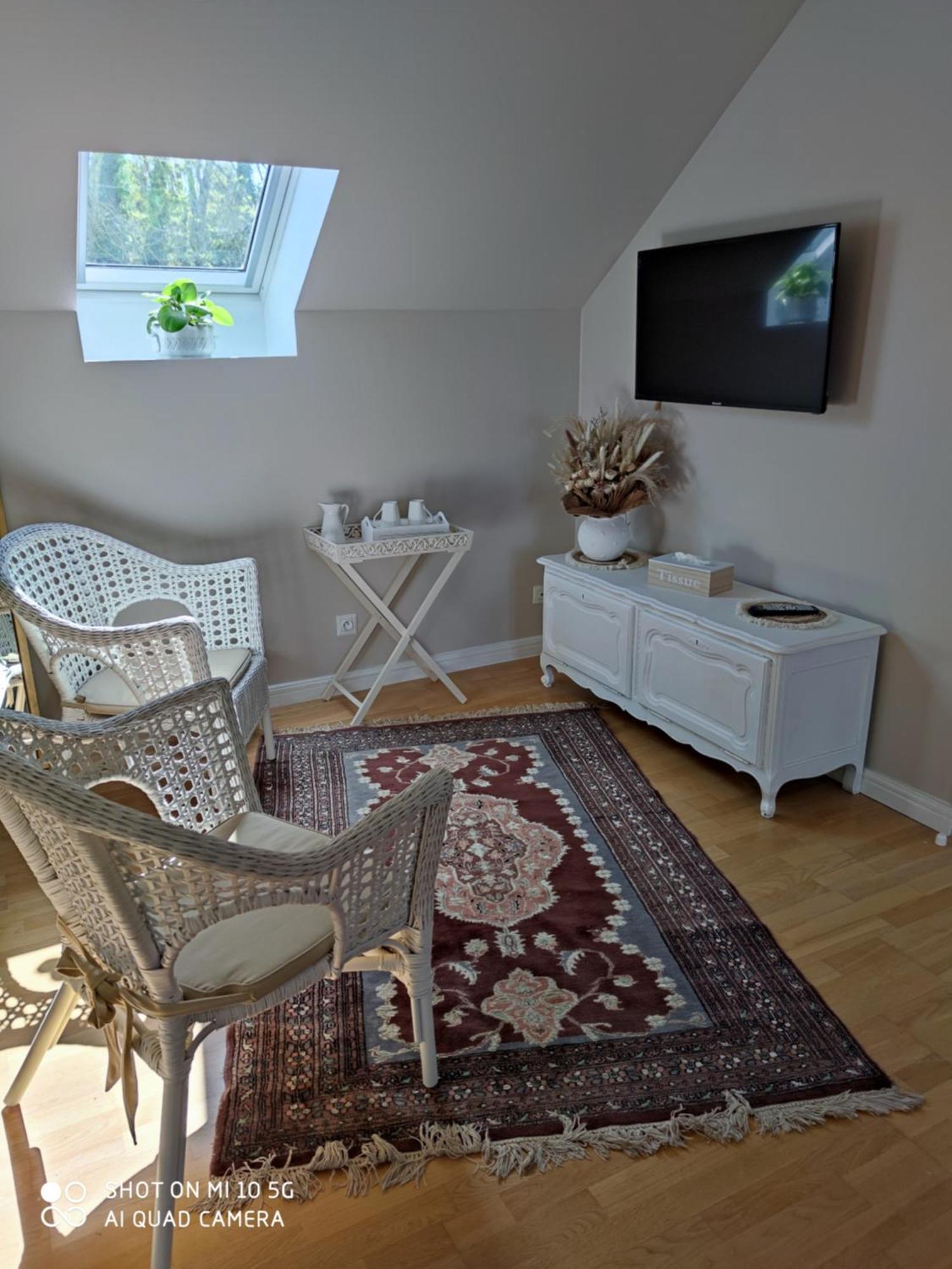 Reves & Riviere Bed and Breakfast Kamer foto